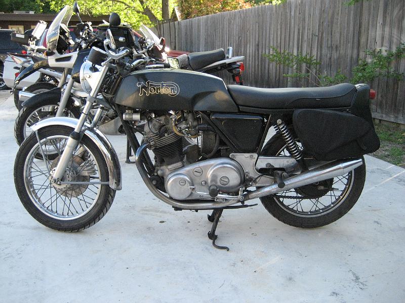 Mike Jones' Norton Commando.JPG